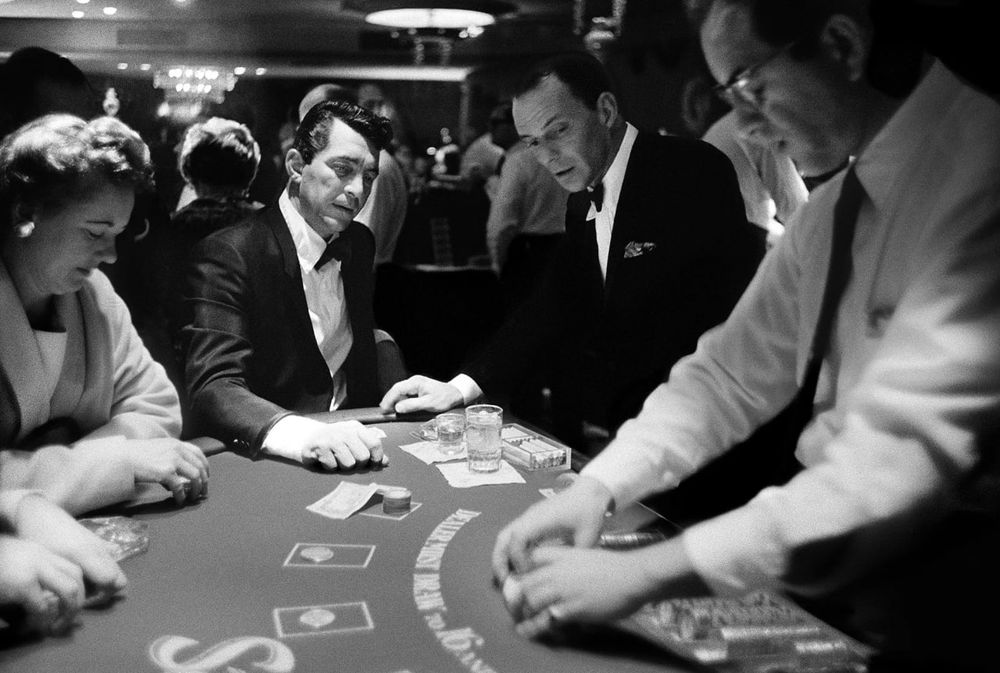 hhpoker24小时客服微信